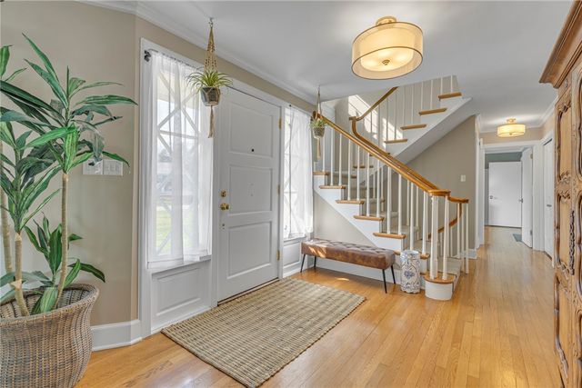 126 Windy Ghoul Dr, Brighton Twp, PA 15009