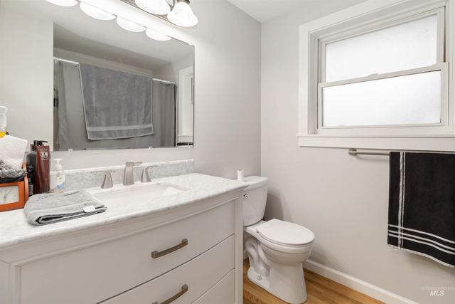 4000 S Cole Rd, Boise, ID 83709