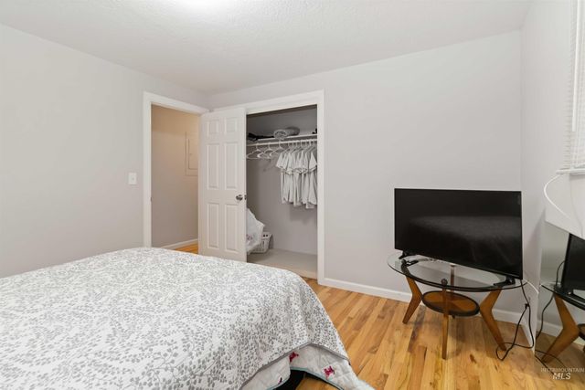 4000 S Cole Rd, Boise, ID 83709