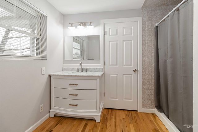 4000 S Cole Rd, Boise, ID 83709