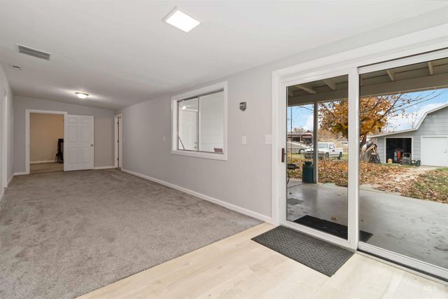 4000 S Cole Rd, Boise, ID 83709