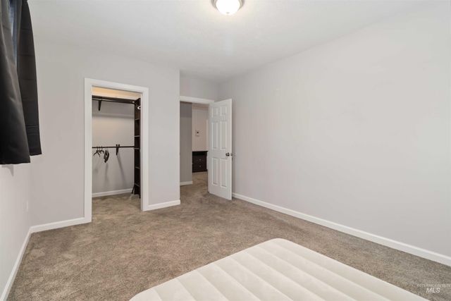 4000 S Cole Rd, Boise, ID 83709