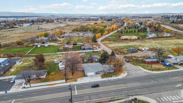 4000 S Cole Rd, Boise, ID 83709