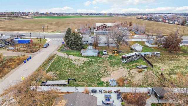 4000 S Cole Rd, Boise, ID 83709