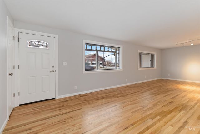 4000 S Cole Rd, Boise, ID 83709