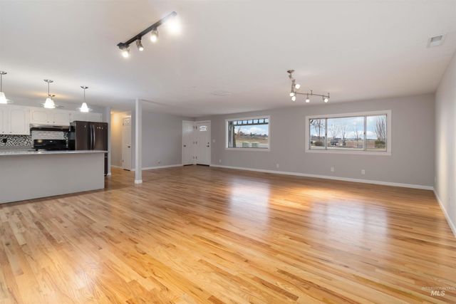 4000 S Cole Rd, Boise, ID 83709