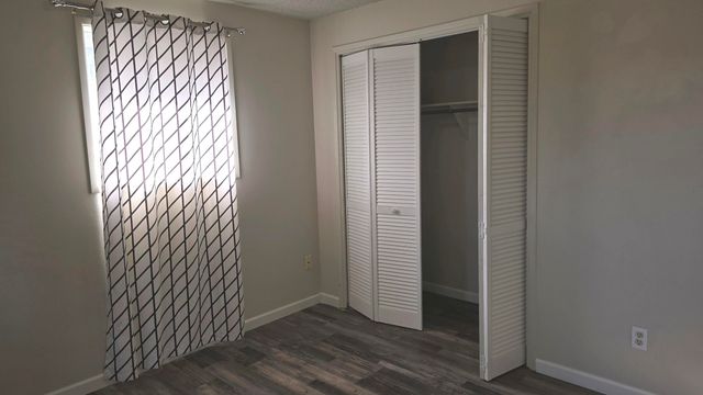 1320 Summers Lane, Klamath Falls, OR 97603