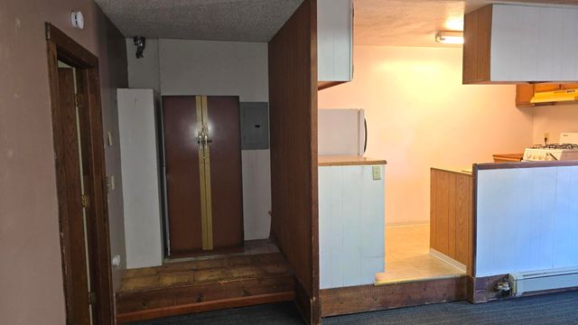 1320 Summers Lane, Klamath Falls, OR 97603