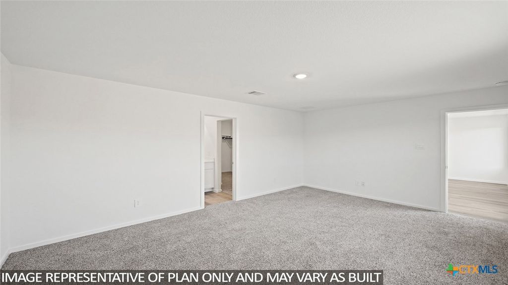 Image 13 of property listing at 125 Rain Drop Road, Jarrell, TX 76537