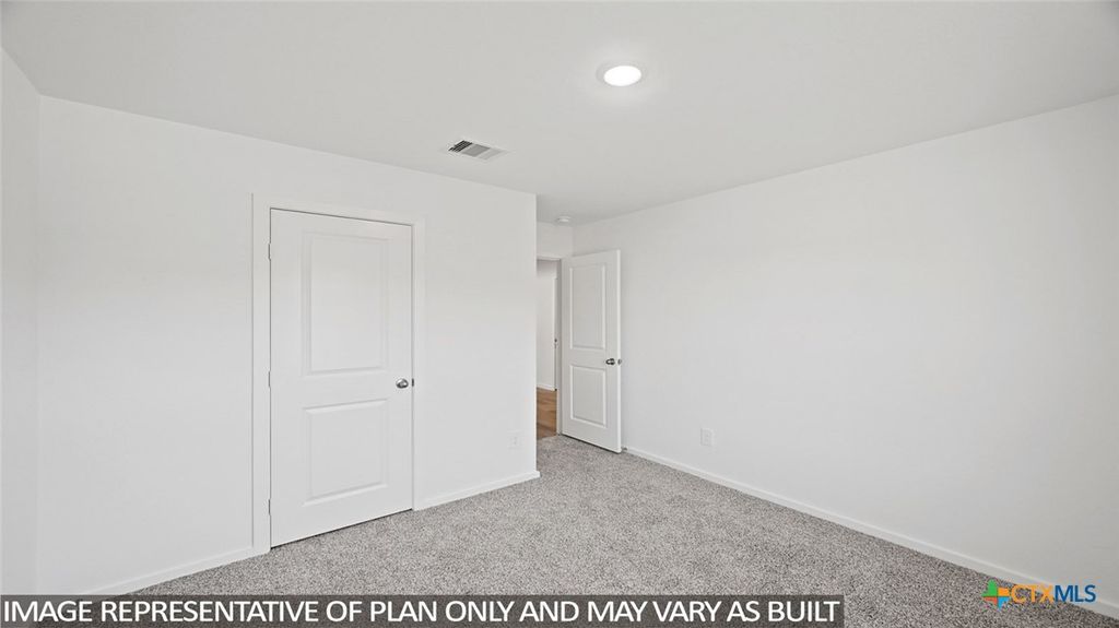 Image 21 of property listing at 125 Rain Drop Road, Jarrell, TX 76537