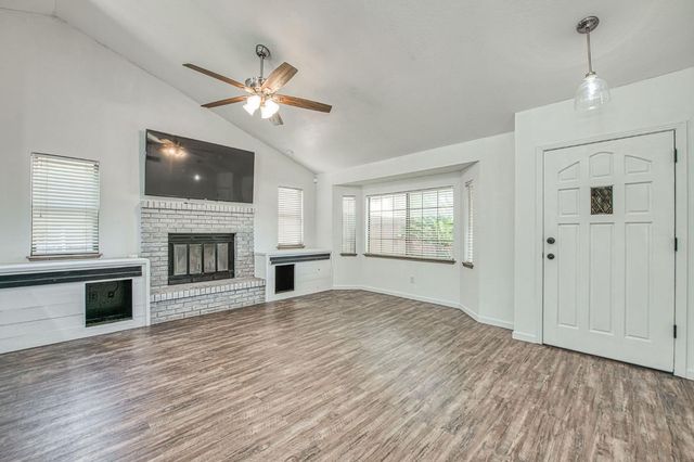 2250 Escalon Avenue, Clovis, CA 93611