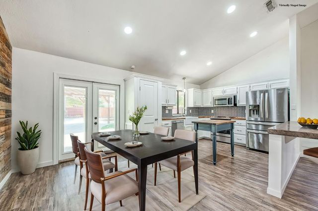 2250 Escalon Avenue, Clovis, CA 93611