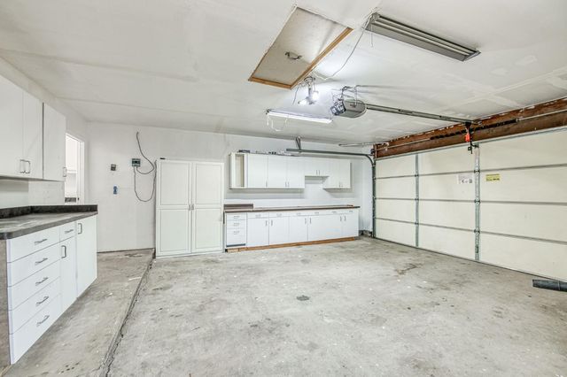 2250 Escalon Avenue, Clovis, CA 93611