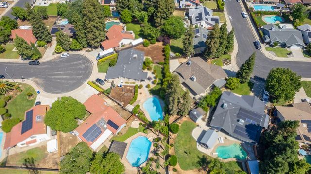 2250 Escalon Avenue, Clovis, CA 93611