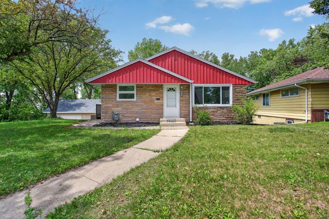 2355 Nokomis Avenue, Saint Paul, MN 55119