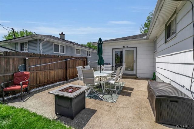 49 Mayberry Drive East, Cheektowaga, NY 14227