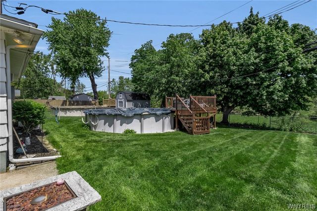 49 Mayberry Drive East, Cheektowaga, NY 14227