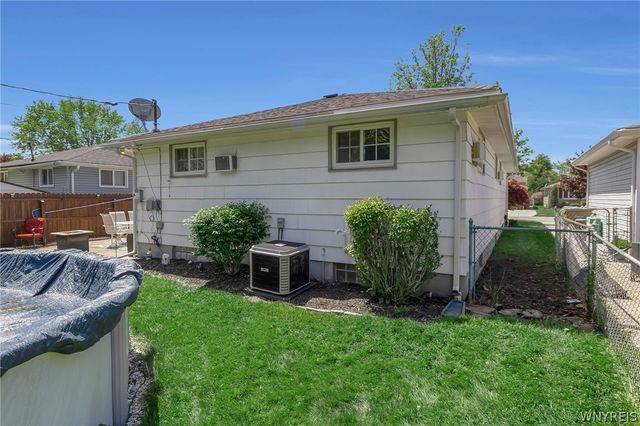 49 Mayberry Drive East, Cheektowaga, NY 14227