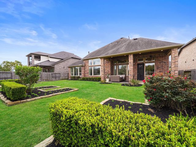 28406 Vineyard Terrace Lane, Fulshear, TX 77441