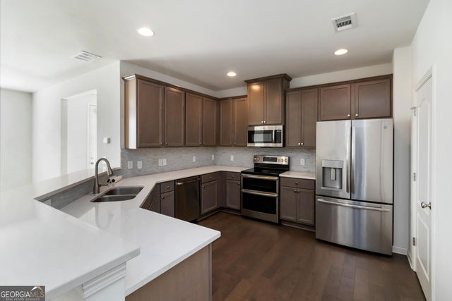 7729 Rutgers Circle, Fairburn, GA 30213