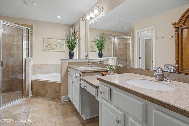 3529 OGLEBAY Drive, Green Cove Springs, FL 32043