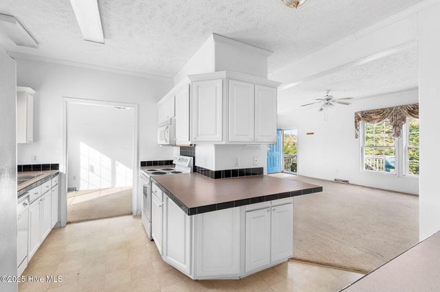 1155 Us Hwy 101, Beaufort, NC 28516