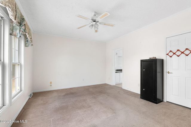 1155 Us Hwy 101, Beaufort, NC 28516