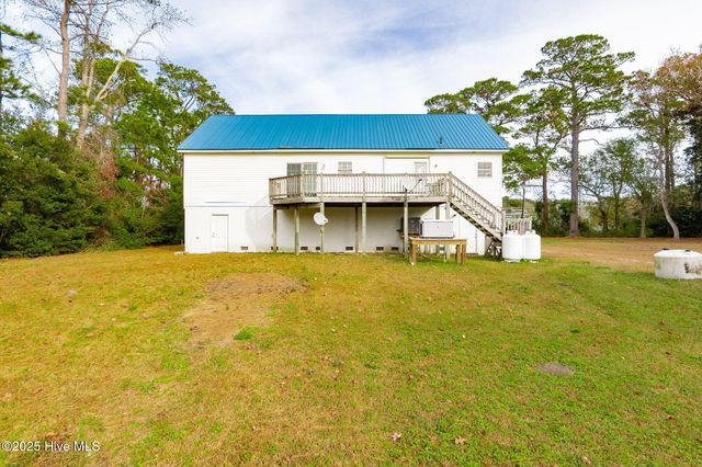 1155 Us Hwy 101, Beaufort, NC 28516