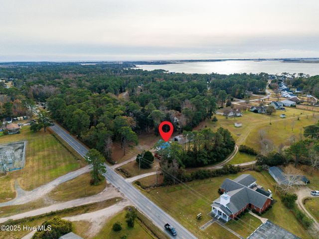 1155 Us Hwy 101, Beaufort, NC 28516