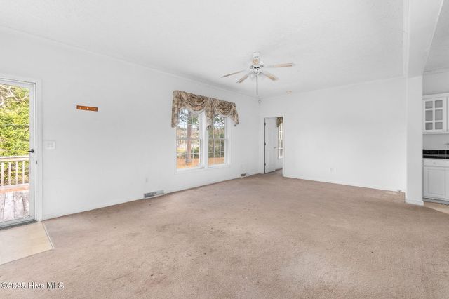 1155 Us Hwy 101, Beaufort, NC 28516