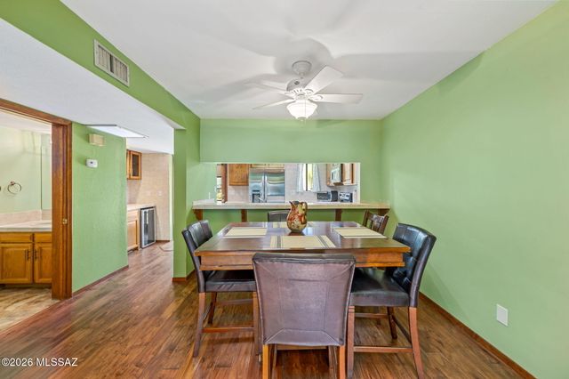 7832 N La Cañada Drive, Tucson, AZ 85704