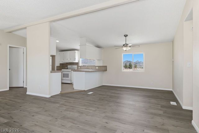 4550 West Horn Road, Pahrump, NV 89048