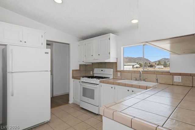 4550 West Horn Road, Pahrump, NV 89048