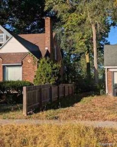 16551 Pinehurst Street, Detroit, MI 48221