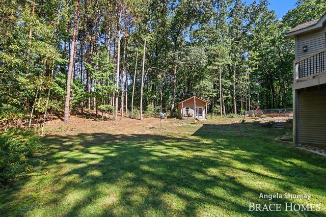 4661 Windcliff Drive Ne, Plainfield Twp, MI 49341