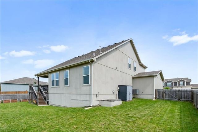 1825 SW Merryman Drive, Lee's Summit, MO 64082