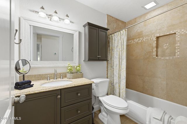 211 E TAYLOR Street, Tempe, AZ 85288