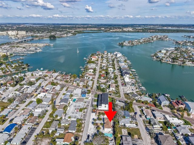 115 145TH AVENUE E 6, Madeira Beach, FL 33708