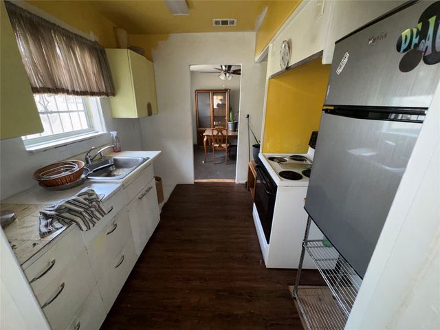 2427 Nicholson Drive, Dallas, TX 75224