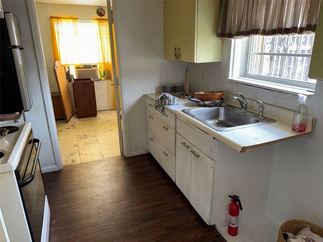 2427 Nicholson Drive, Dallas, TX 75224