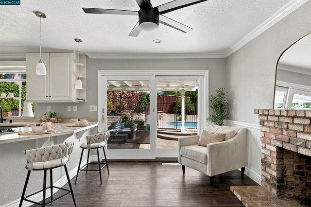 7 Beswick Ct, Pleasant Hill, CA 94523