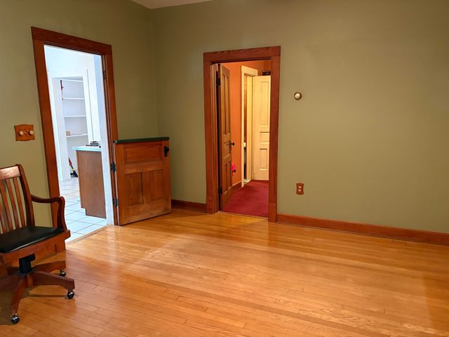 225 Jefferson Avenue, Chesterton, IN 46304