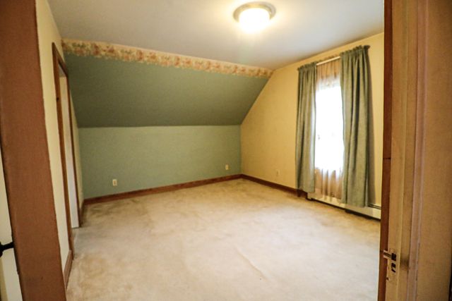 225 Jefferson Avenue, Chesterton, IN 46304