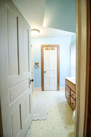 225 Jefferson Avenue, Chesterton, IN 46304