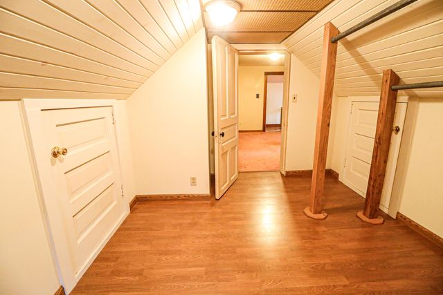 225 Jefferson Avenue, Chesterton, IN 46304
