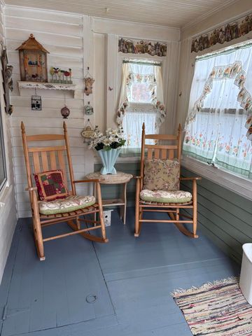 225 Jefferson Avenue, Chesterton, IN 46304