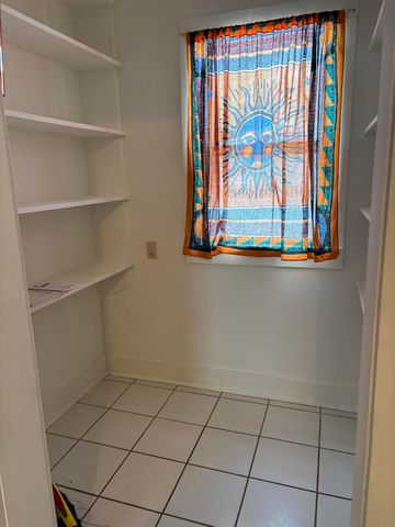 225 Jefferson Avenue, Chesterton, IN 46304