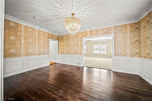 2649 Bates Lane, Willoughby Hills, OH 44094