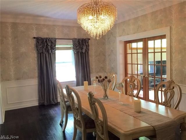 2649 Bates Lane, Willoughby Hills, OH 44094