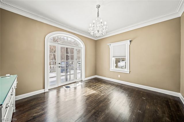 2649 Bates Lane, Willoughby Hills, OH 44094